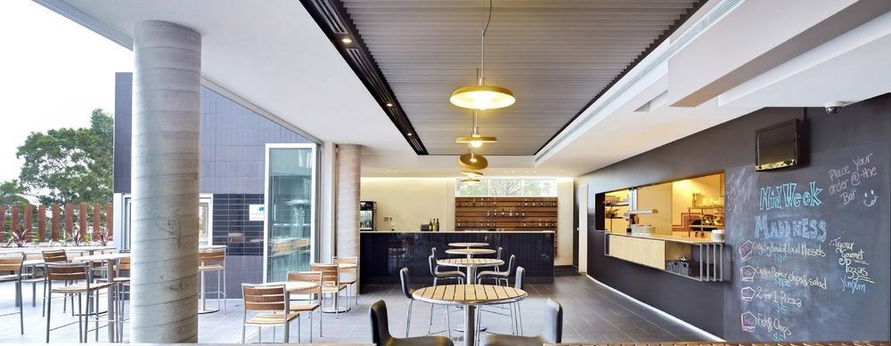 Отель Atura Dandenong Doveton Экстерьер фото