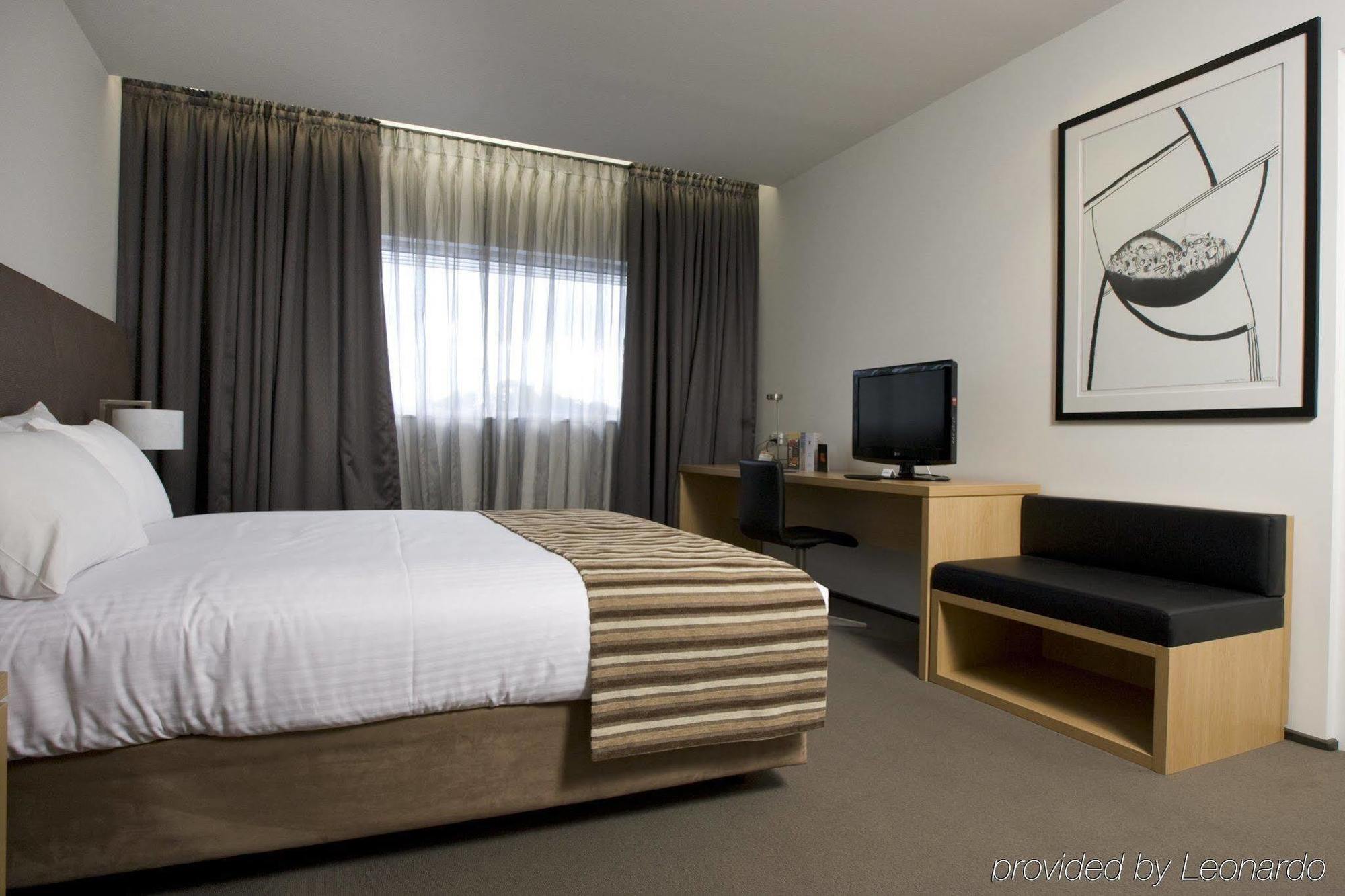 Отель Atura Dandenong Doveton Экстерьер фото